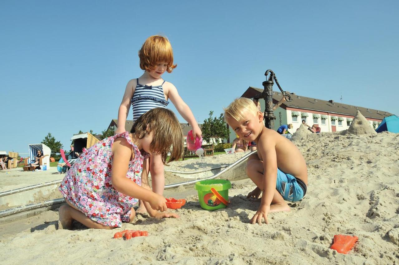 ホテル Dorf Wangerland シリヒ エクステリア 写真