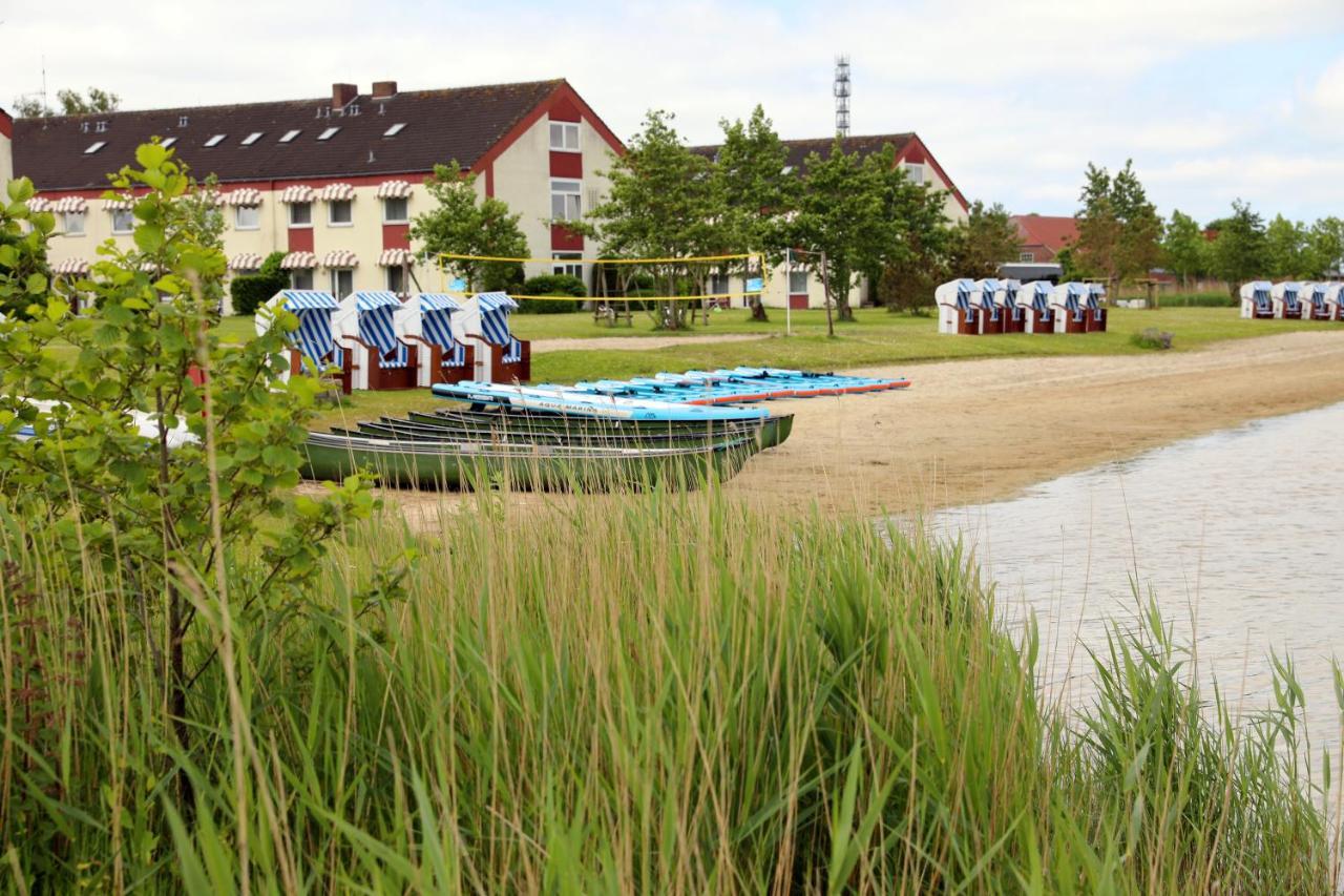 ホテル Dorf Wangerland シリヒ エクステリア 写真