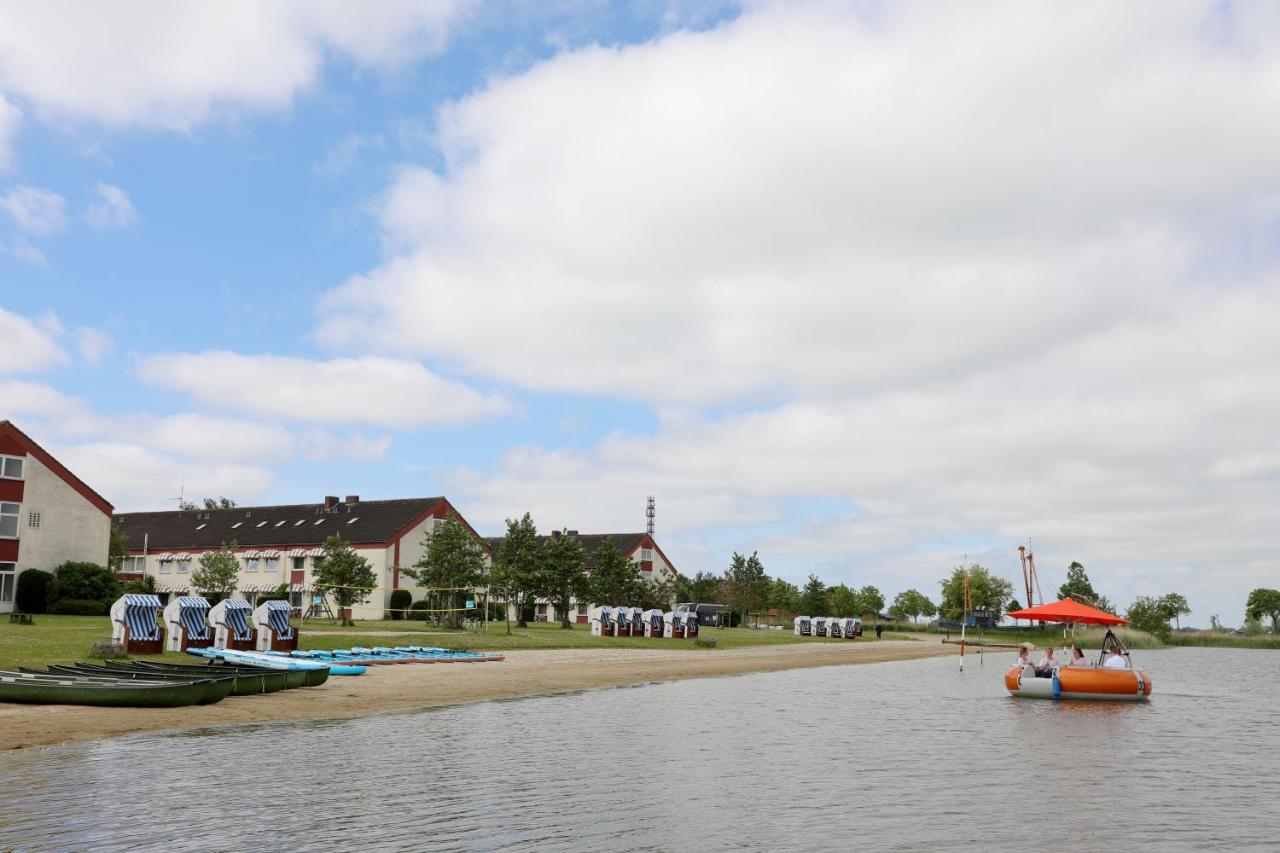 ホテル Dorf Wangerland シリヒ エクステリア 写真